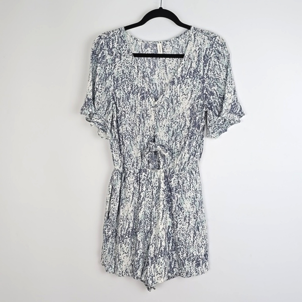 GENTLEFAWN Women's Short Sleeves Lined Jumper Romper Multi Color Print Size S - Picture 2 of 16